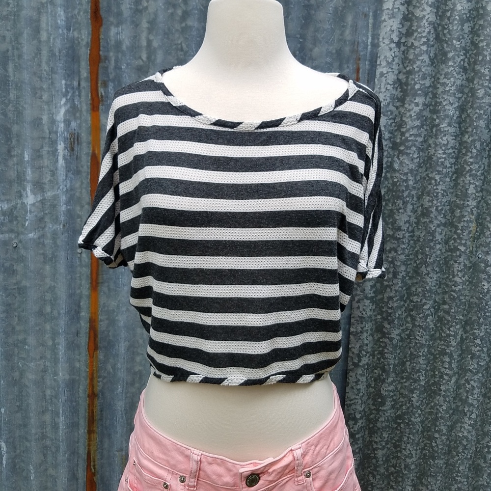 *$3 FOR $15* Kira Striped Dolman Sleeve Crop Top - Picture 2 of 8